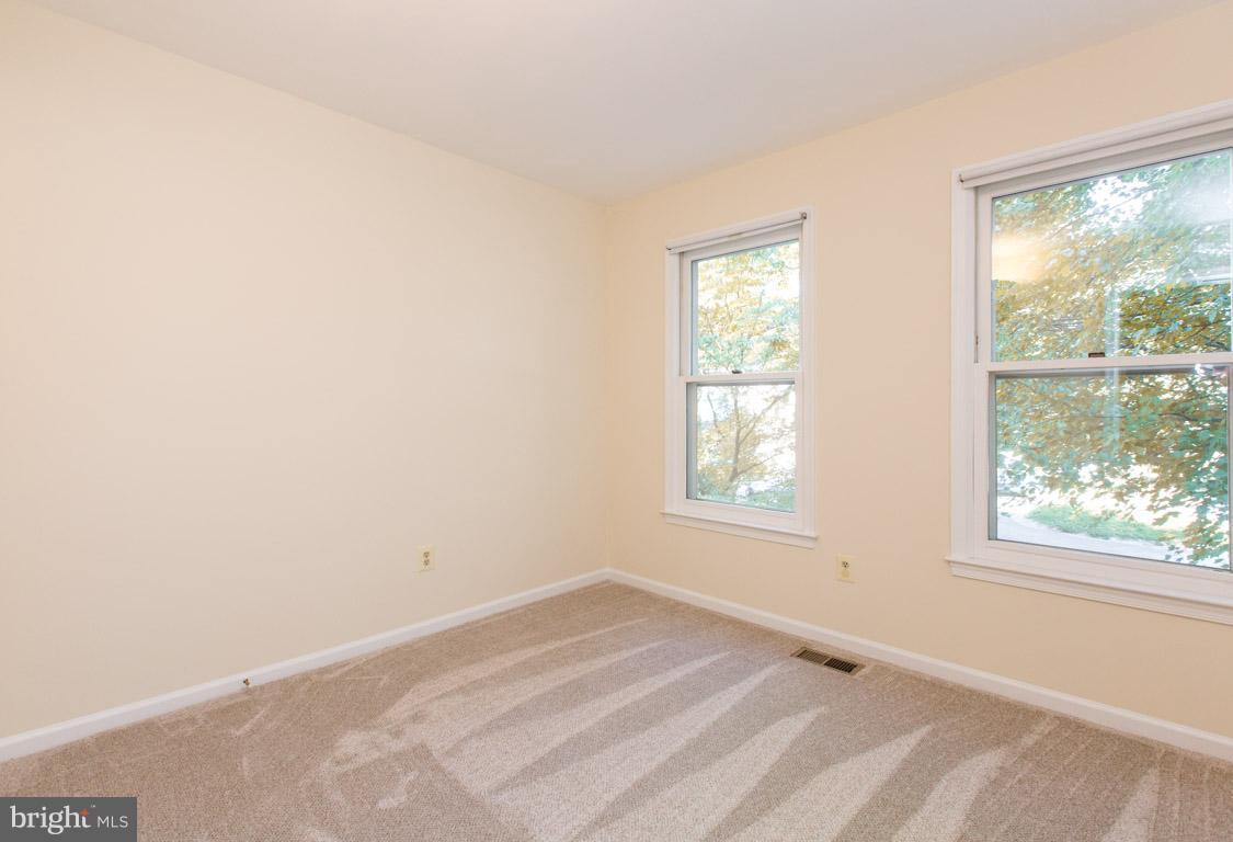 1 Cosgrave Court Silver Spring, MD 20902 - Photo 22 of 29 Bedroom #3