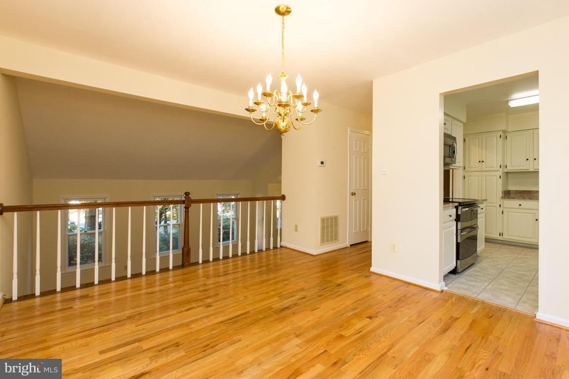 1 Cosgrave Court Silver Spring, MD 20902 - Photo 10 of 29 Separate Dining Room, gorgeous HWF!