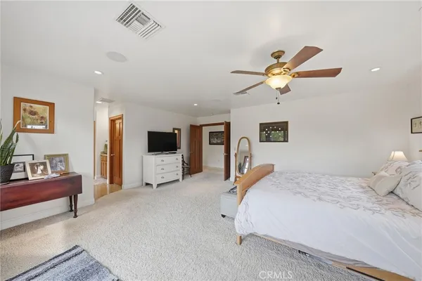 $2,595,000 | 3107 Serrano Drive, Carlsbad, CA 92009