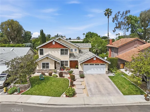 $2,595,000 | 3107 Serrano Drive, Carlsbad, CA 92009