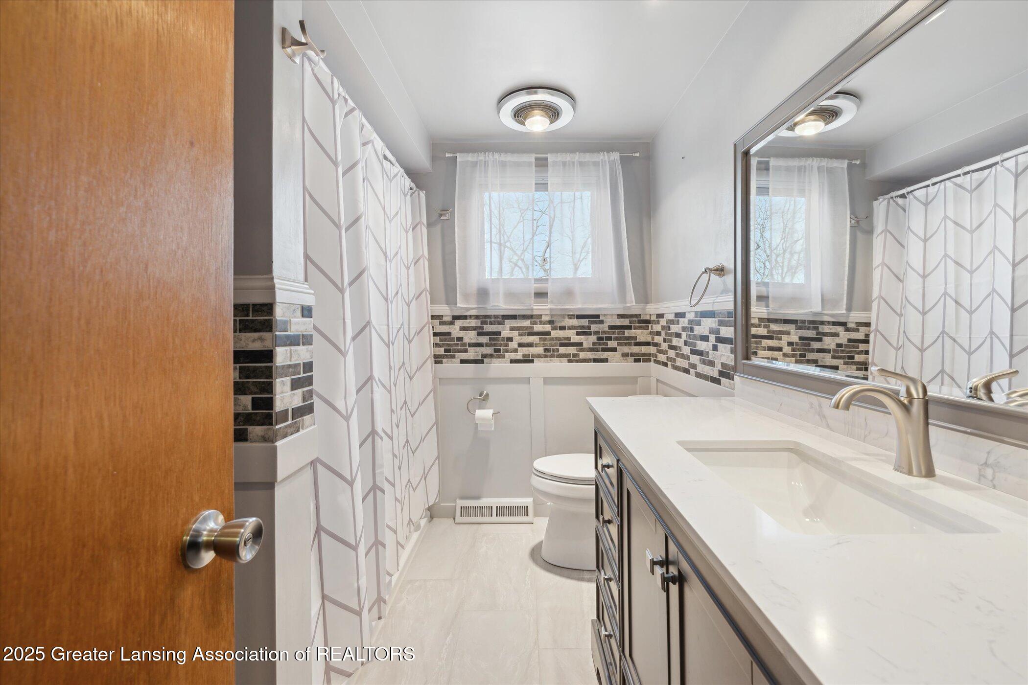8480 Riverest Drive Portland, MI 48875 - Photo 28 of 48 28-8480-Riverest-Dr-Portland-MI-48875-Wi