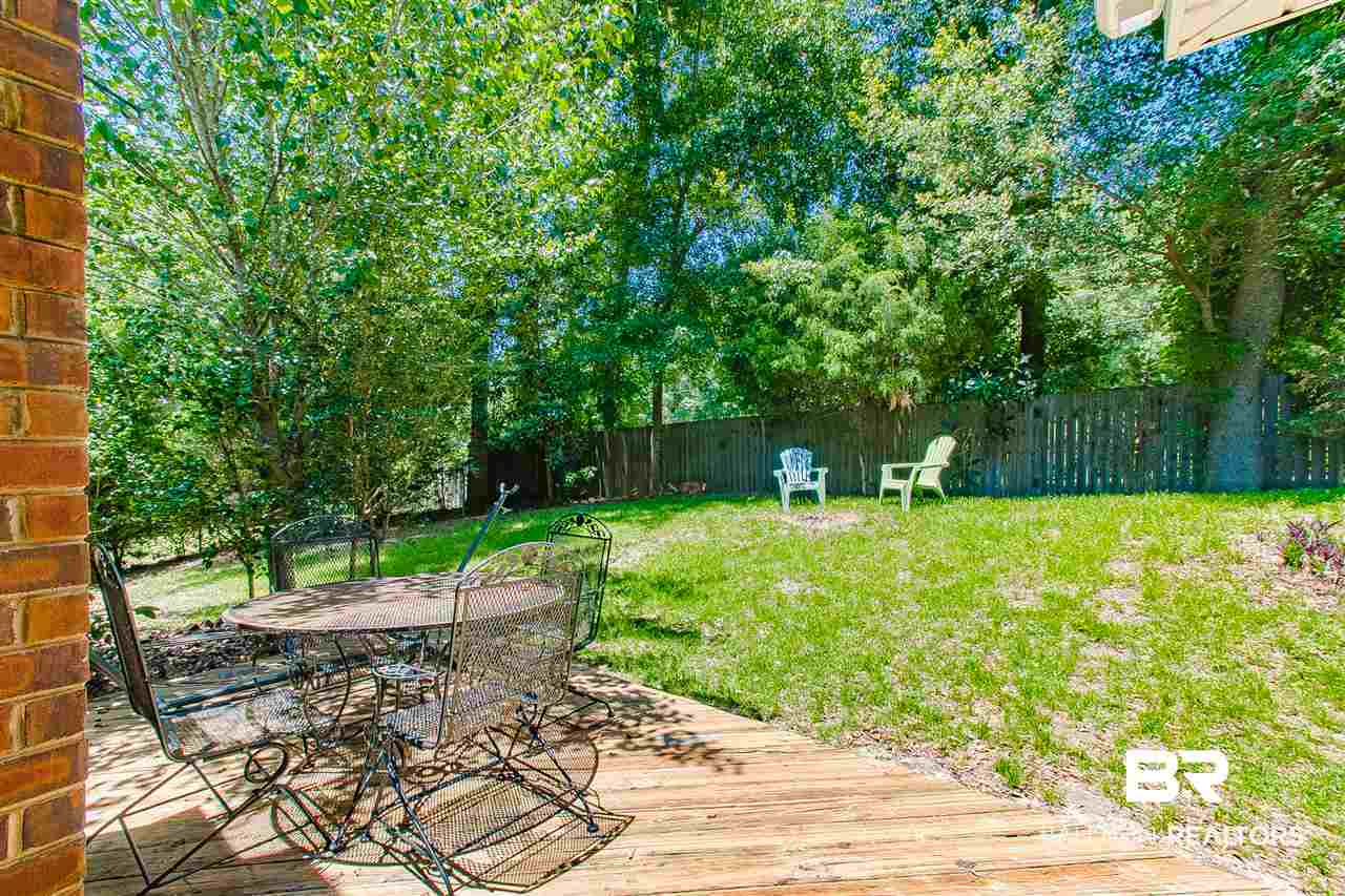 200 Lakeview Loop Daphne, AL 36526 - Photo 32 of 37