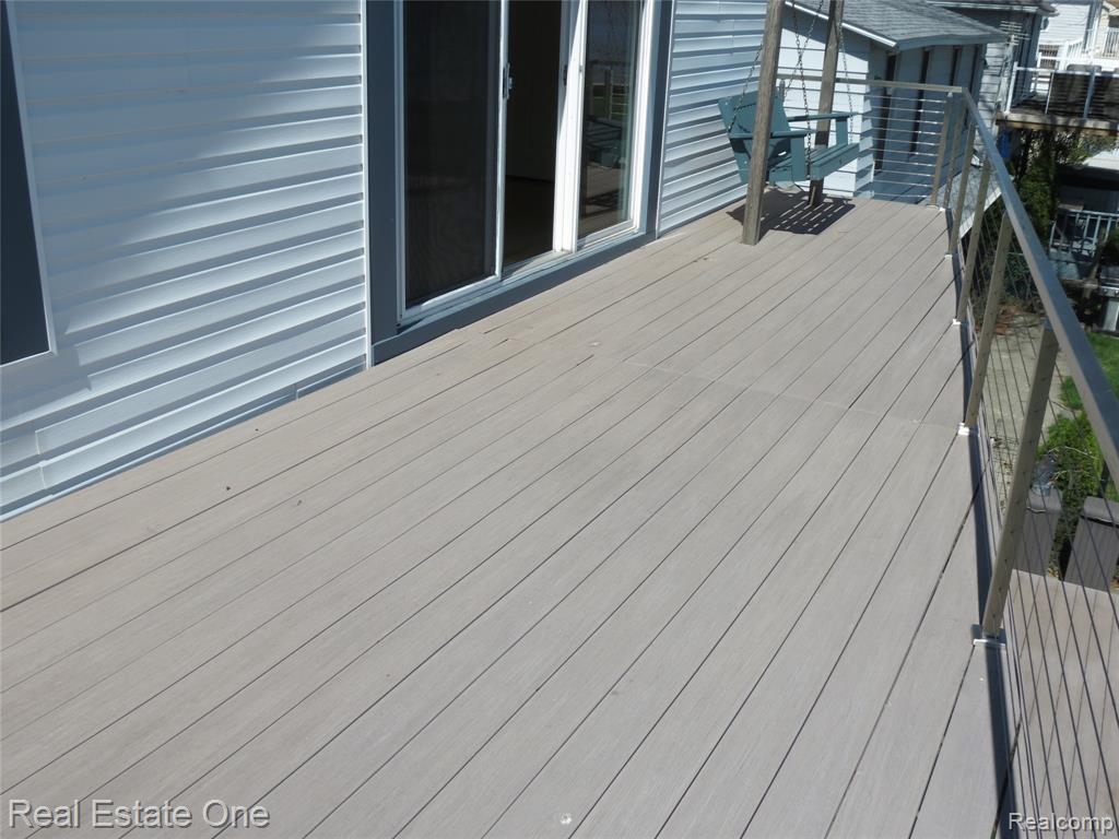 4583 Allen Cove Road Luna Pier, MI 48157 - Photo 13 of 61