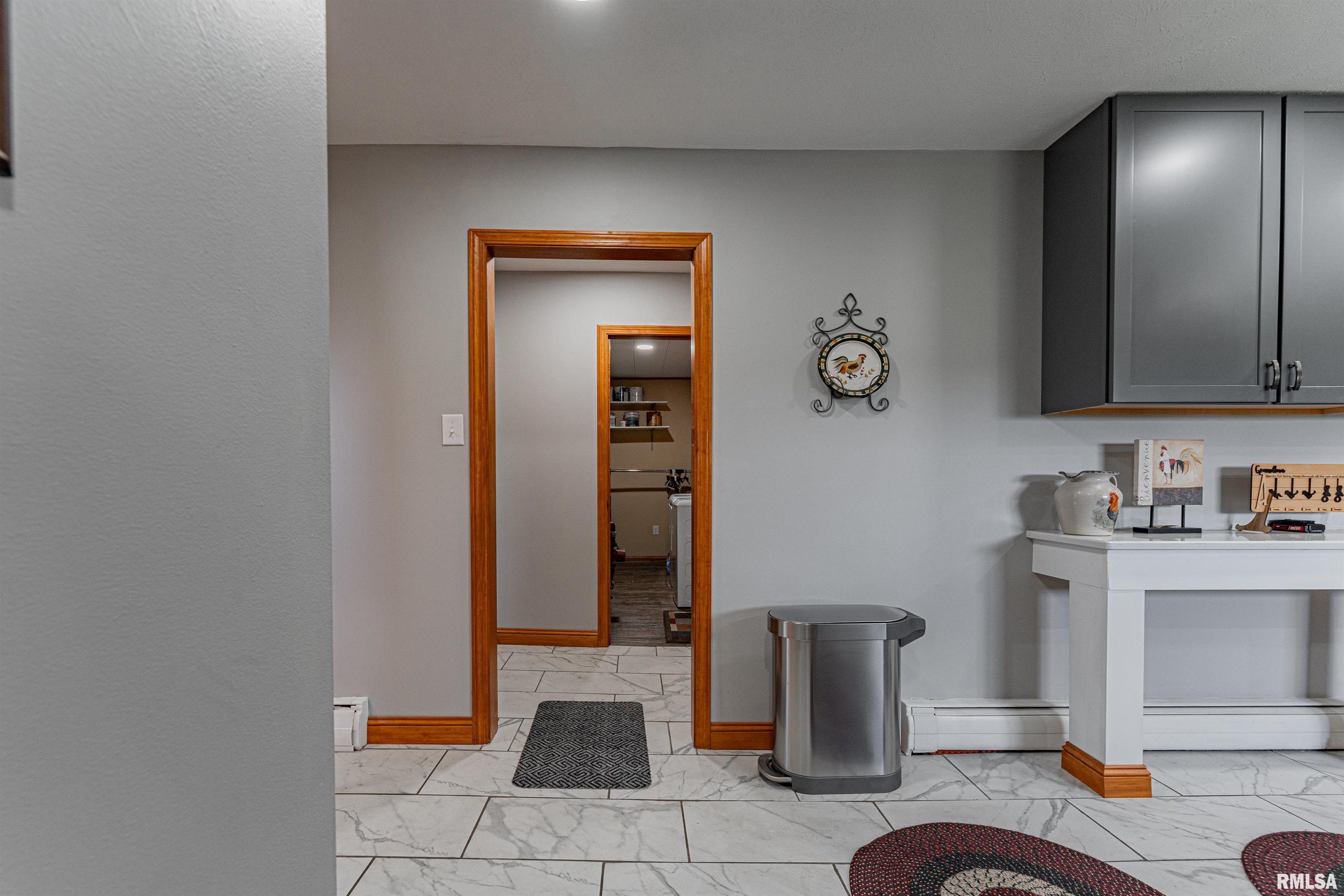 1390 Airport Road Lincoln, IL 62656 - Photo 14 of 34
