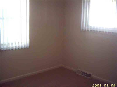 3721 Risedorph Avenue Flint, MI 48506 - Photo 8 of 10 20133497-7.JPG