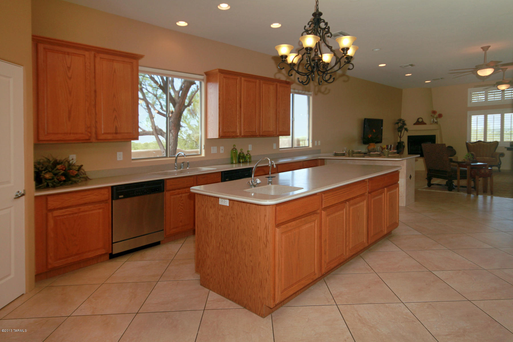 980 North Tanque Verde Loop Road Tucson, AZ 85748 - Photo 8 of 28 Gallery Image 8