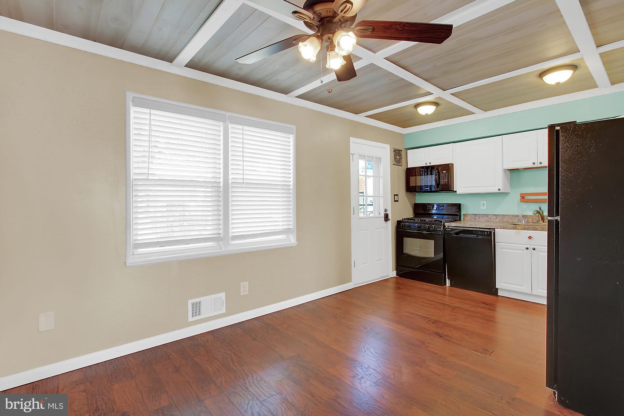 9724 Matzon Road Baltimore, MD 21220 - Photo 20 of 26 Beautiful floors, lots of light
