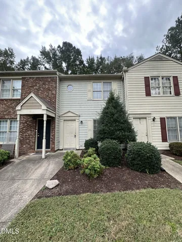 $1,145 | 2904 Faversham Place, Raleigh, NC 27604