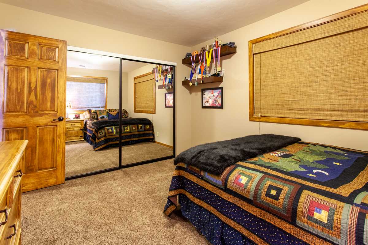 58 Ridgecrest Drive Mammoth Lakes, CA 93546 - Photo 22 of 32 Gallery Image 22