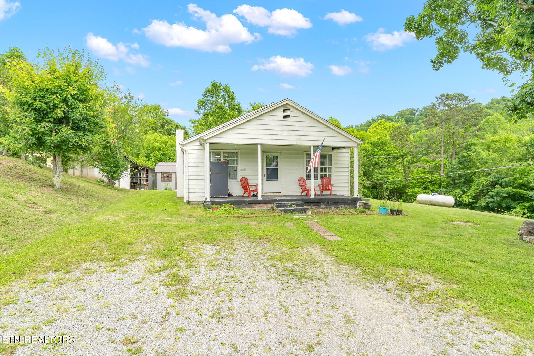 187 Monroe Road Maynardville, TN 37807 - Photo 4 of 34 Gallery Image 4