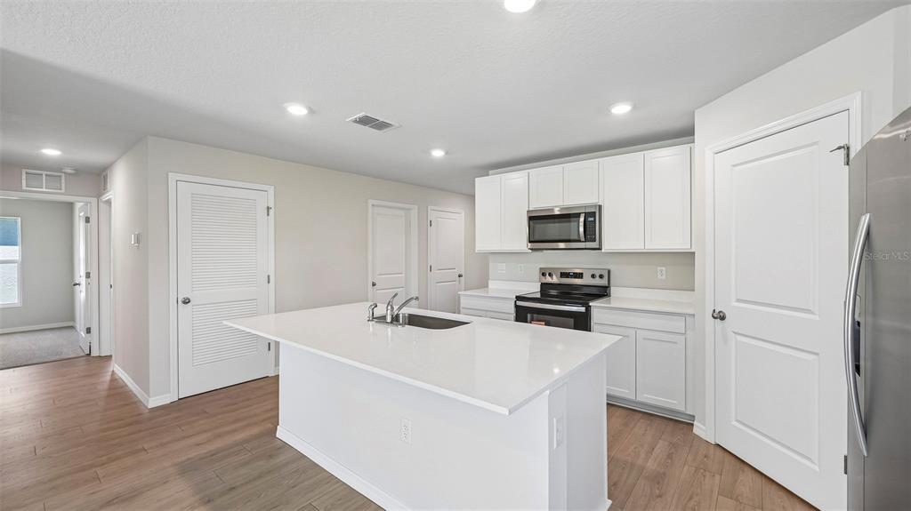 17913 Wheat Stack Court Parrish, FL 34219 - Photo 12 of 45