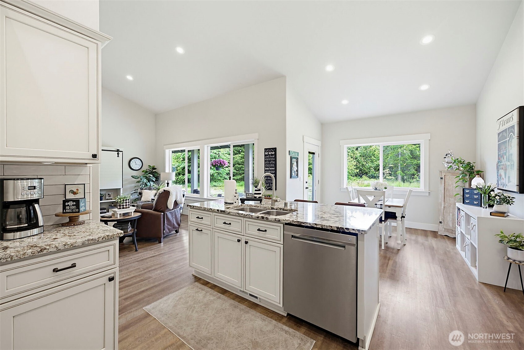 8406 James Road Southwest Rochester, WA 98579 - Photo 15 of 38