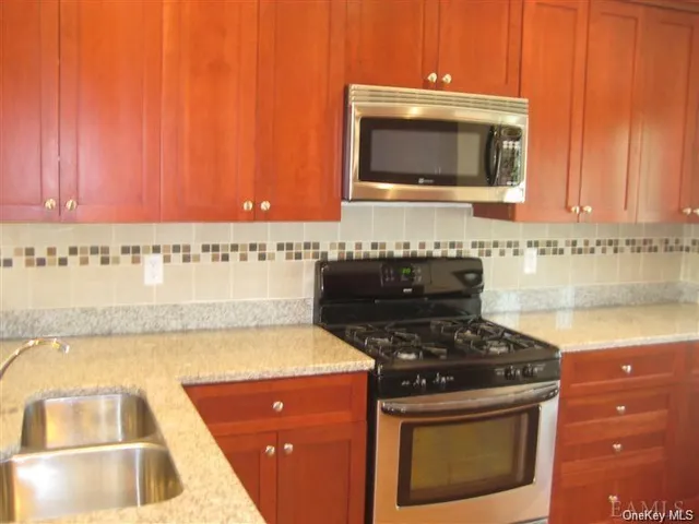 $4,500,000 | 240-250 Pelham Road, New Rochelle, NY 10805