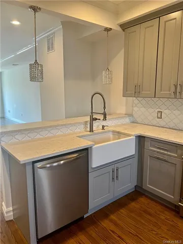 $4,500,000 | 240-250 Pelham Road, New Rochelle, NY 10805