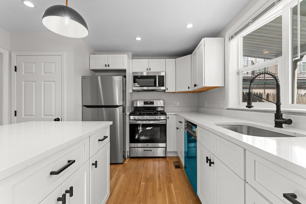 9 Dexter Street, Unit SF Boston, MA 02127 - Photo 4 of 12