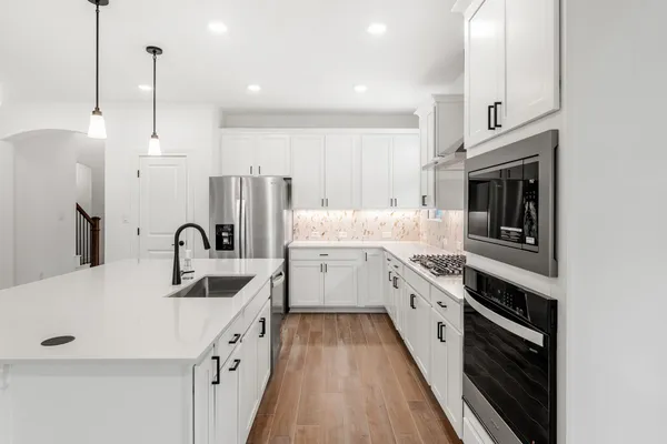 $3,200 | 201 Bristlecone Bend, Liberty Hill, TX 78642