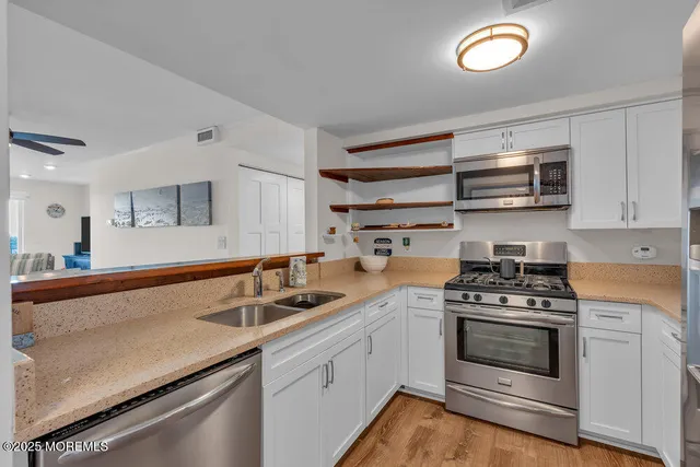 $3,200 | 422 Ocean Boulevard North, Unit 3J, Long Branch, NJ 07740