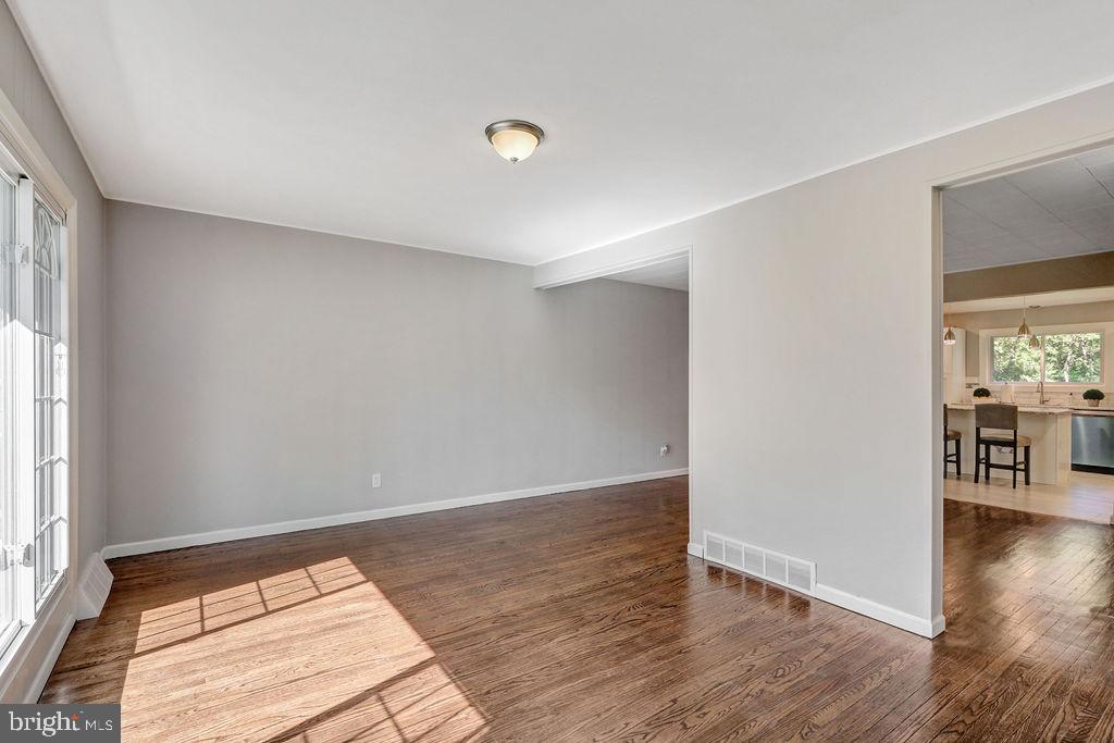 153 Lincoln Road Wenonah, NJ 08090 - Photo 11 of 45 Gallery Image 11
