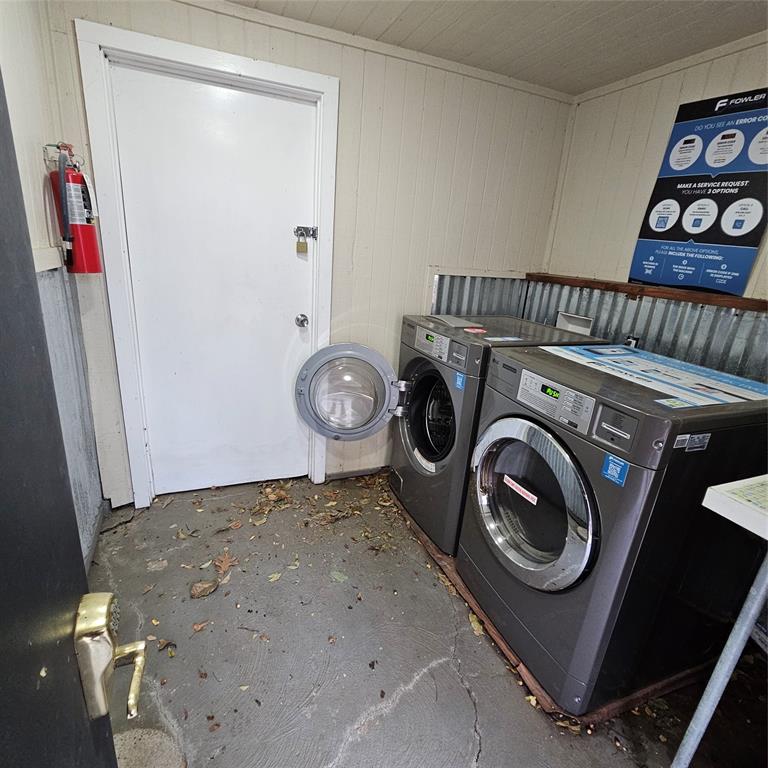 3911 Prescott Avenue Dallas, TX 75219 - Photo 3 of 18 Shared laundry