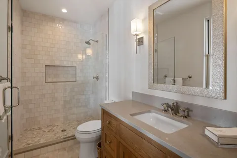 $3,150,000 | 4972 Bridgevine Way, Independence, MN 55359
