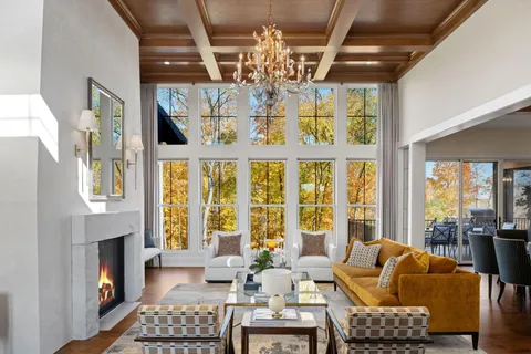 $3,150,000 | 4972 Bridgevine Way, Independence, MN 55359