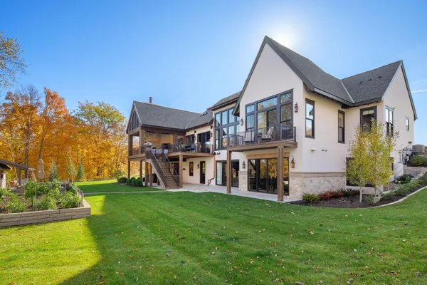 $3,150,000 | 4972 Bridgevine Way, Independence, MN 55359