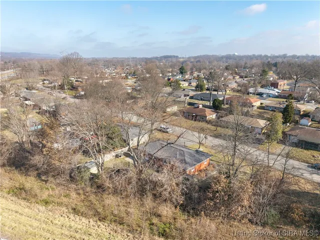 $248,900 | 111 Rossmoore Drive, New Albany, IN 47150