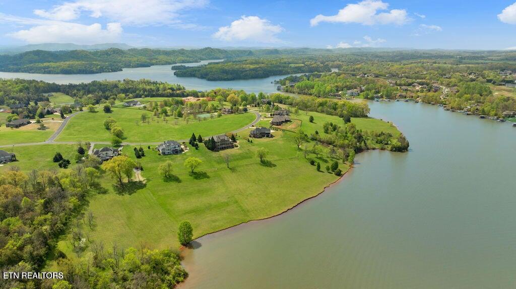 150 Thunder Road Vonore, TN 37885 - Photo 8 of 60 20250414212539516019000000-o