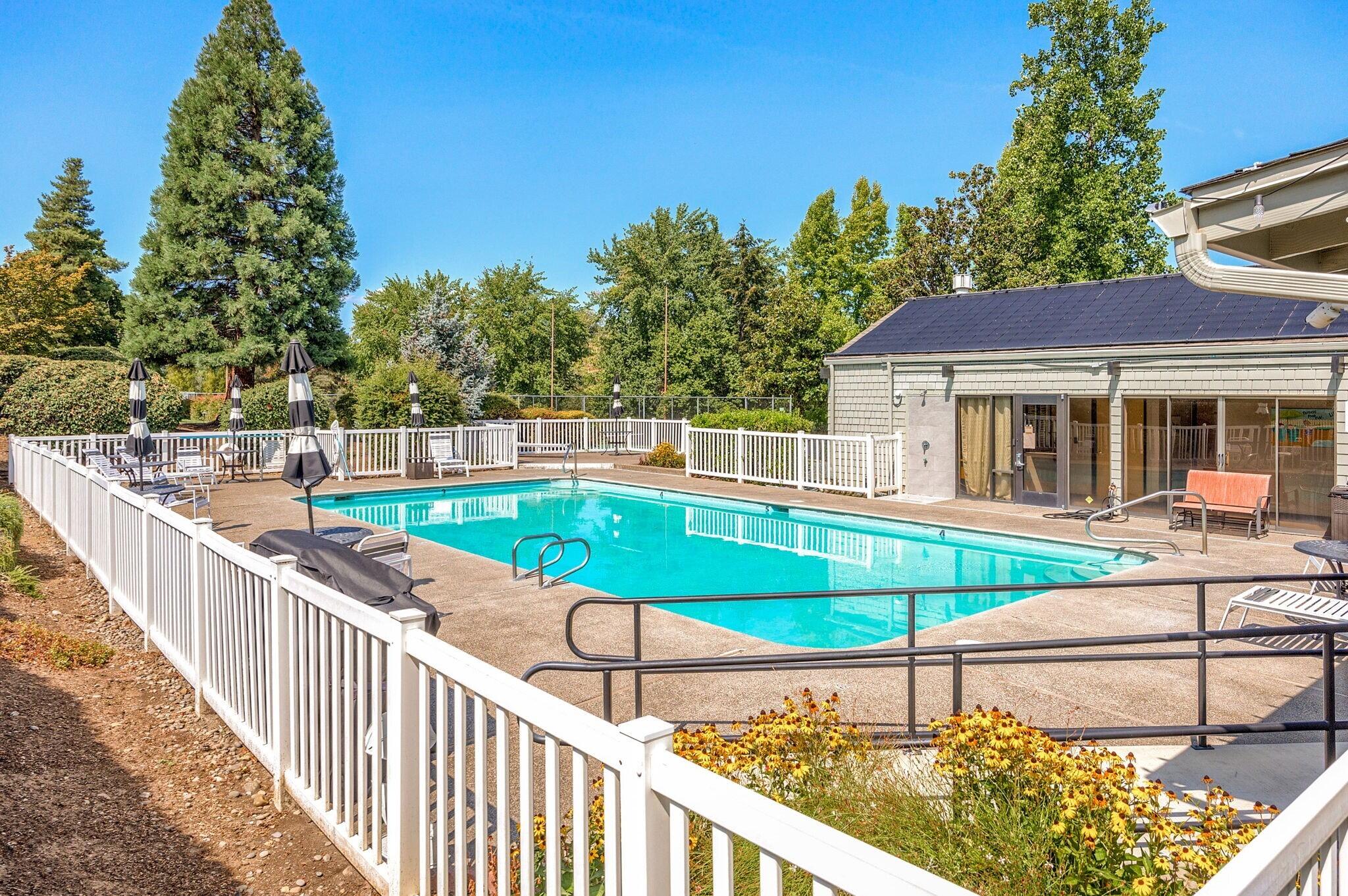 2585 Freedom Way Medford, OR 97504 - Photo 55 of 66