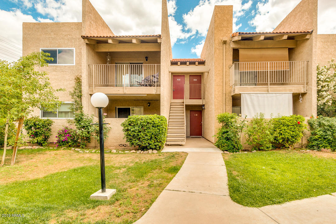 5525 East Thomas Road, Unit R13 Phoenix, AZ 85018 - Photo 1 of 25 01-Thomas