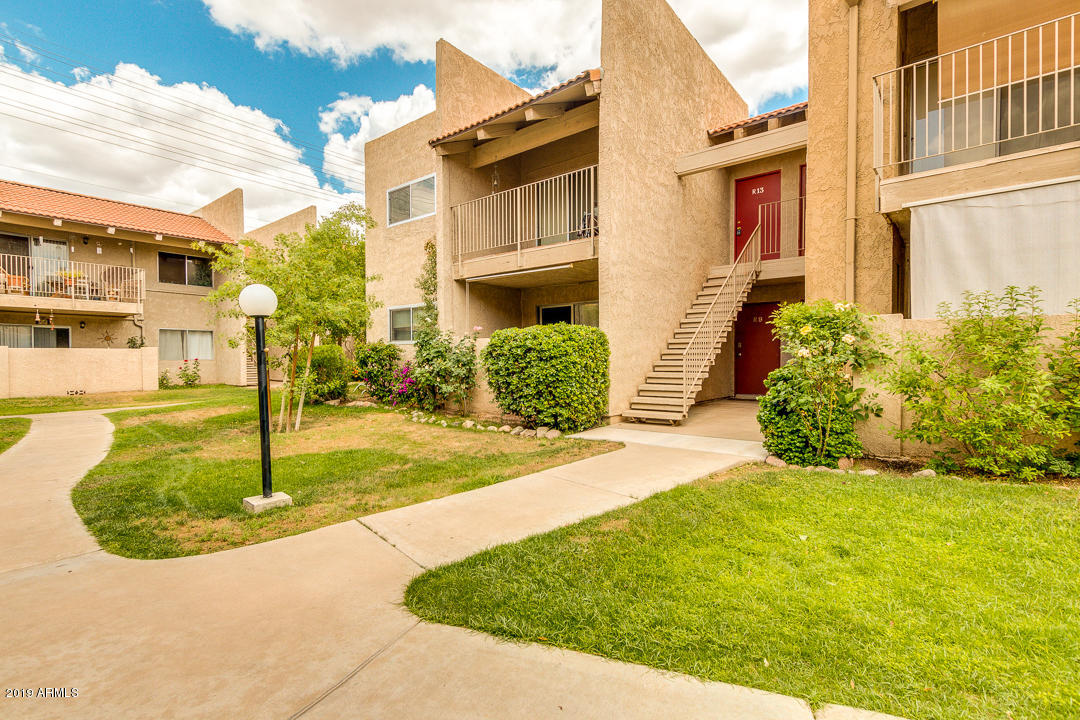5525 East Thomas Road, Unit R13 Phoenix, AZ 85018 - Photo 2 of 25 03-Thomas