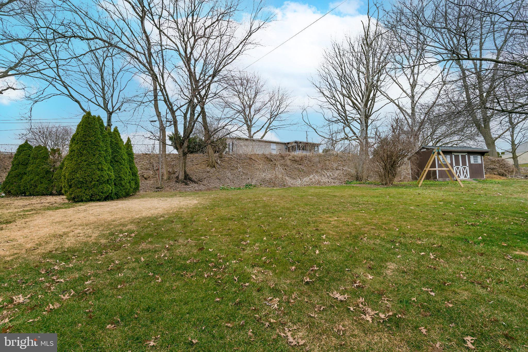 121 Old Mill Road Ephrata, PA 17522 - Photo 29 of 37 Backyard
