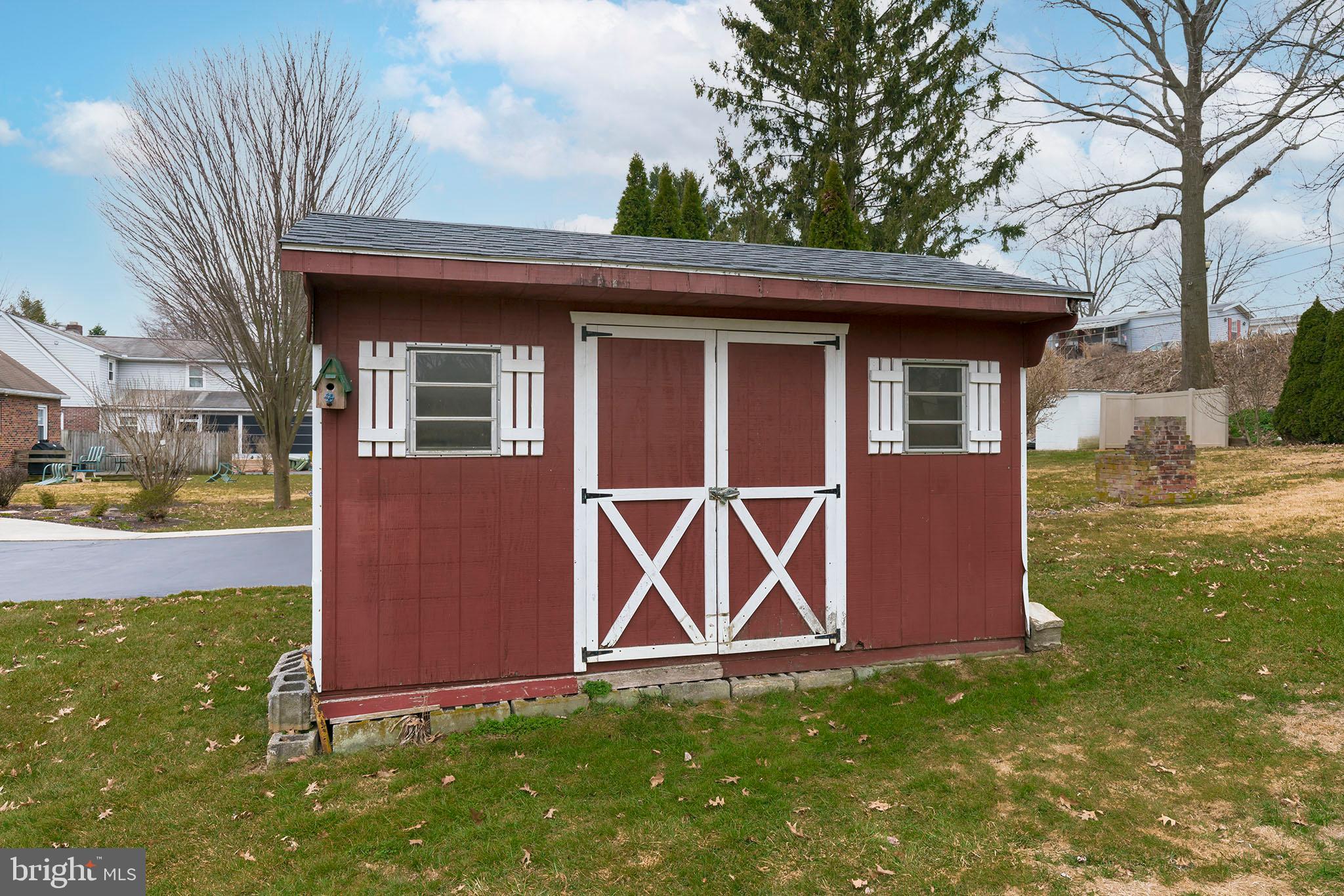 121 Old Mill Road Ephrata, PA 17522 - Photo 33 of 37 Shed