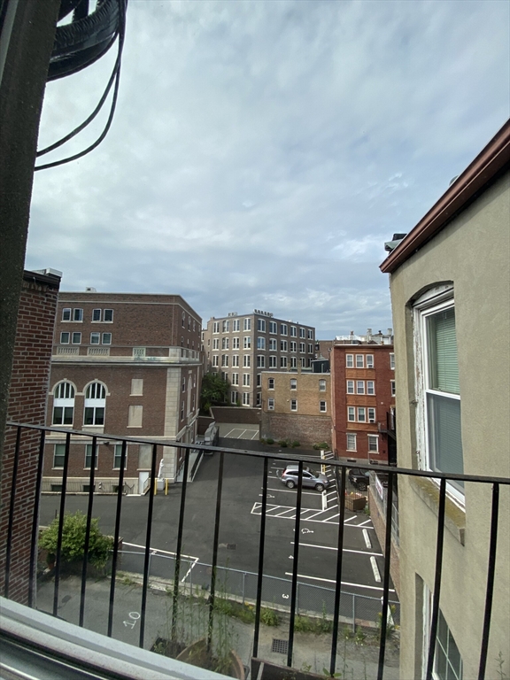 15 Cooper Street, Unit 4 Boston, MA 02113 - Photo 7 of 18