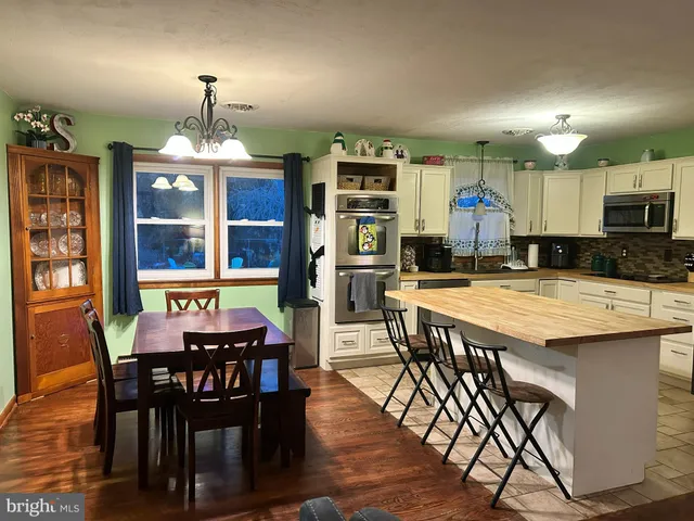 $314,900 | 20800 Emerald Drive, Hagerstown, MD 21742