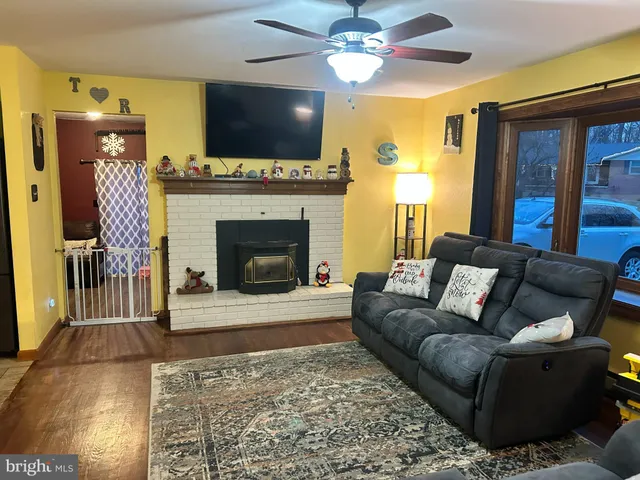 $314,900 | 20800 Emerald Drive, Hagerstown, MD 21742