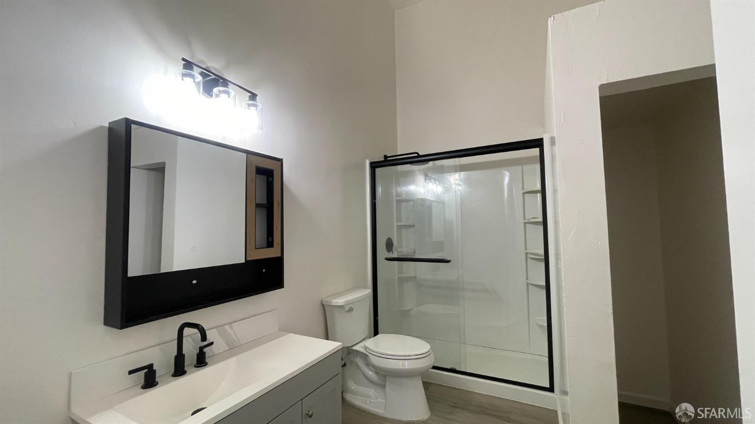 375 12th Street, Unit 6 Oakland, CA 94607 - Photo 8 of 8