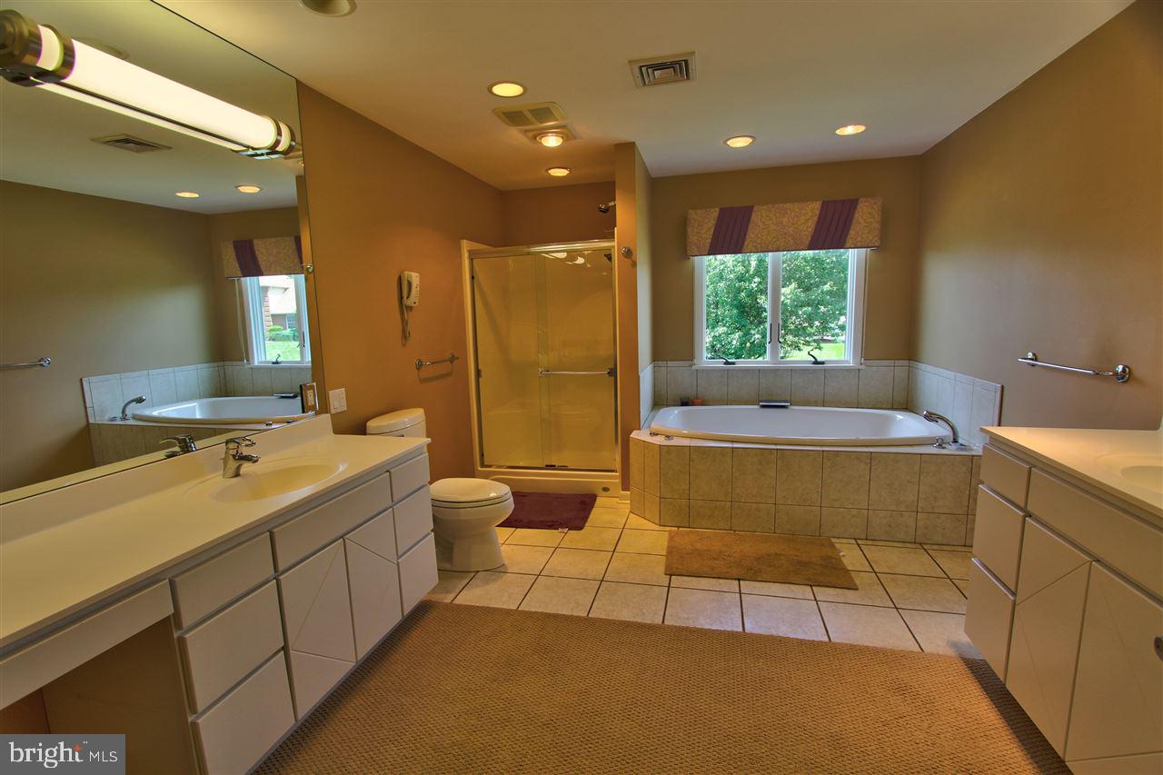 1427 Appletree Road Harrisburg, PA 17110 - Photo 19 of 25 Gallery Image 19