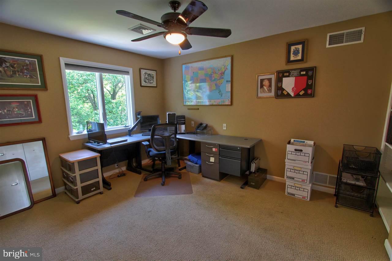 1427 Appletree Road Harrisburg, PA 17110 - Photo 23 of 25 Gallery Image 23