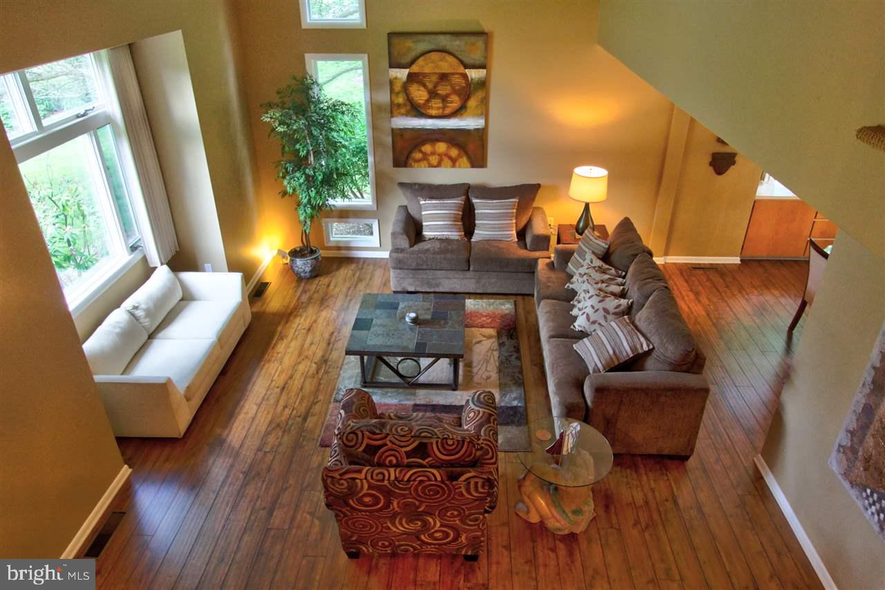1427 Appletree Road Harrisburg, PA 17110 - Photo 4 of 25 Gallery Image 4