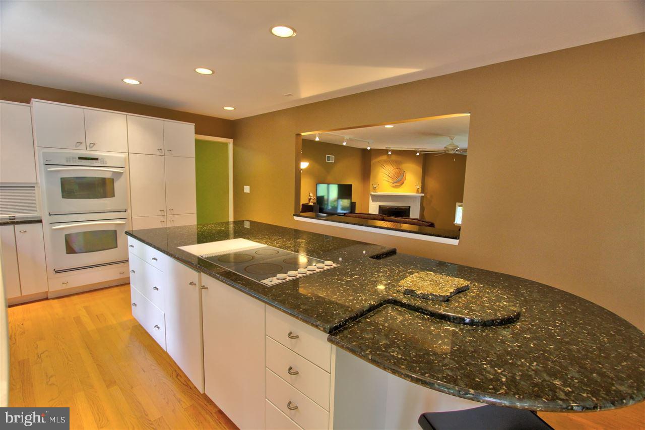1427 Appletree Road Harrisburg, PA 17110 - Photo 9 of 25 Gallery Image 9