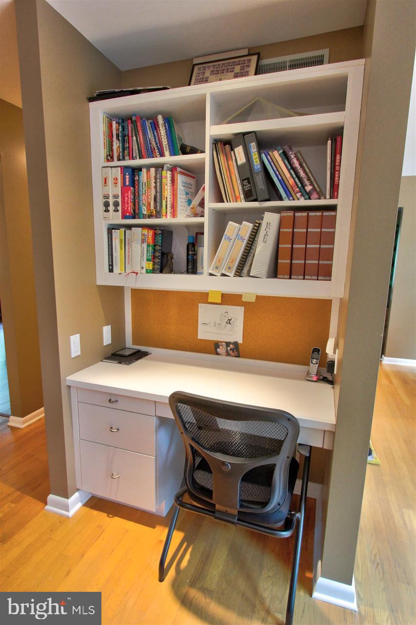 1427 Appletree Road Harrisburg, PA 17110 - Photo 10 of 25 Gallery Image 10
