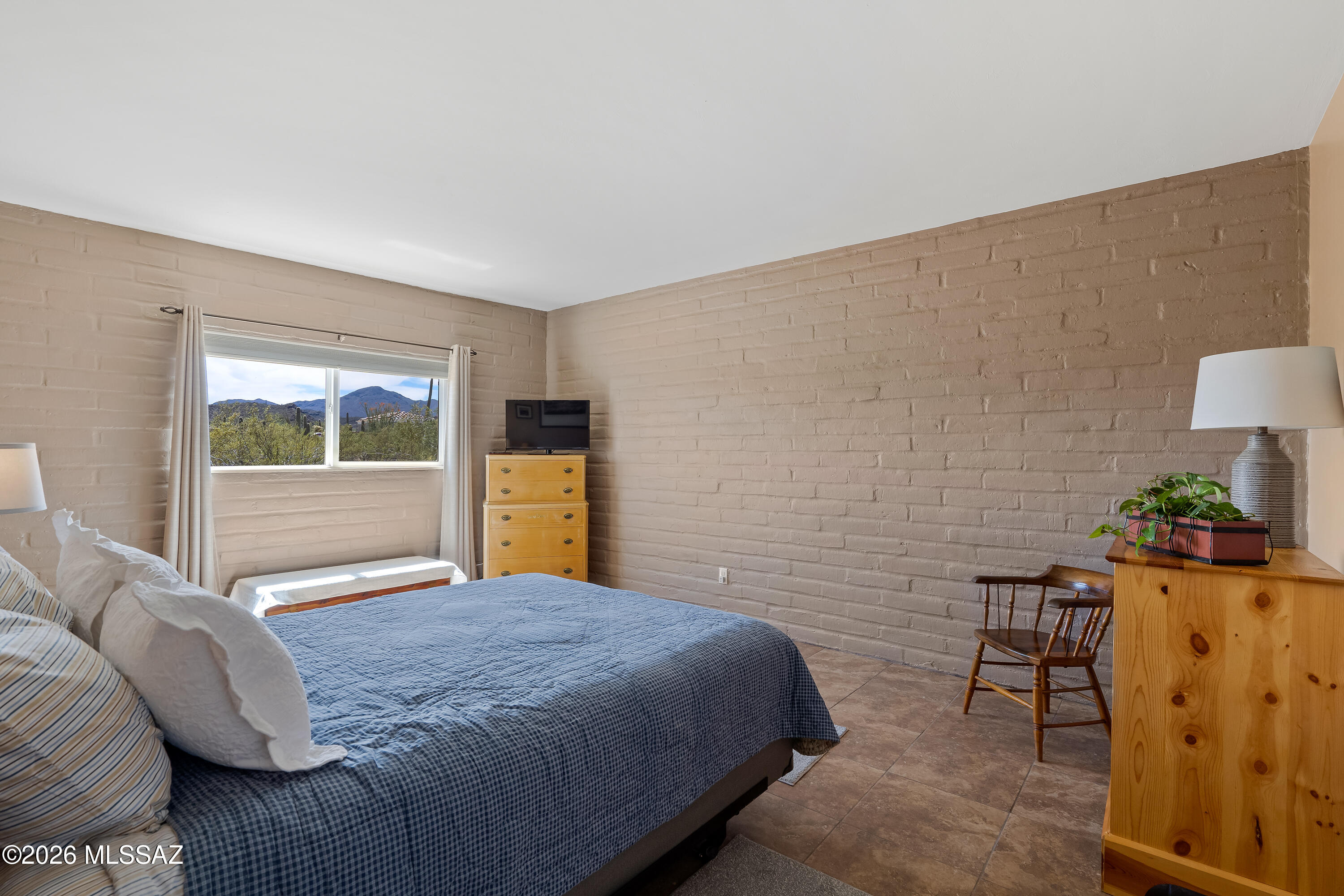 7005 North Wade Road Tucson, AZ 85743 - Photo 24 of 50 Guest Bedroom 1