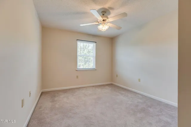 $249,900 | 143 Eagle View Private Drive, Unit 143, Blountville, TN 37617