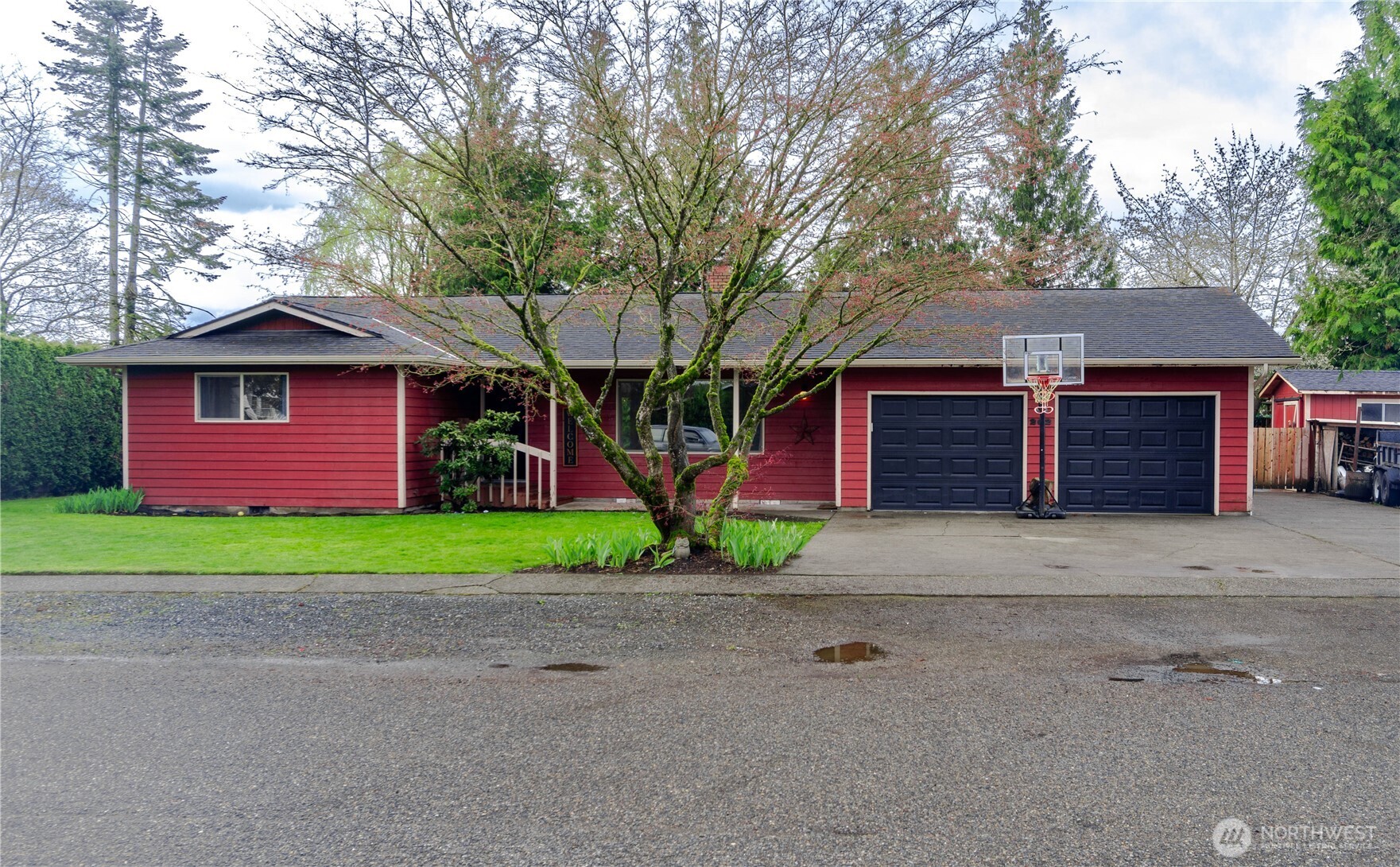 202 East 3rd Street Everson, WA 98247 - Photo 1 of 27 Gallery Image 1