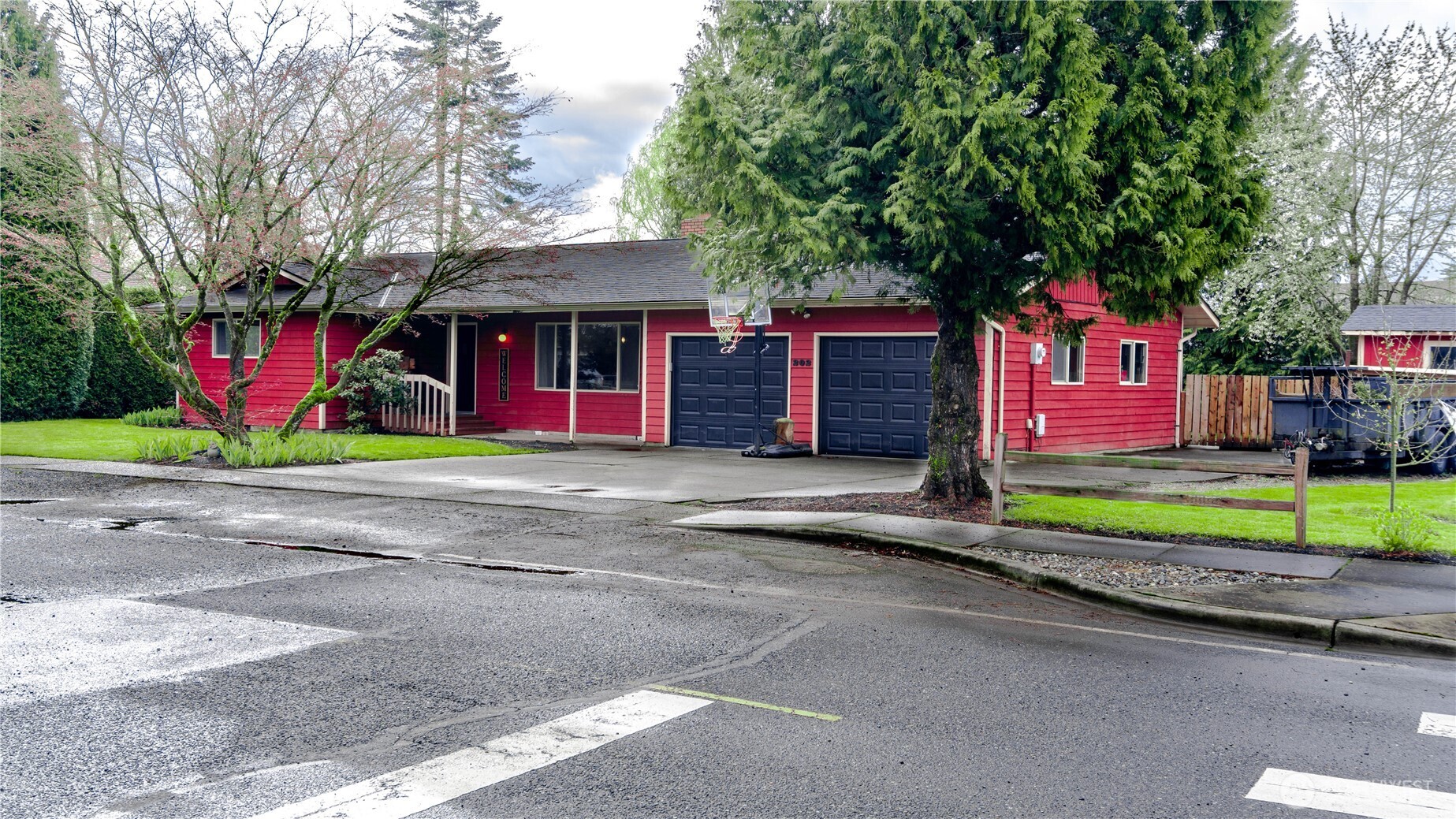 202 East 3rd Street Everson, WA 98247 - Photo 2 of 27 Gallery Image 2