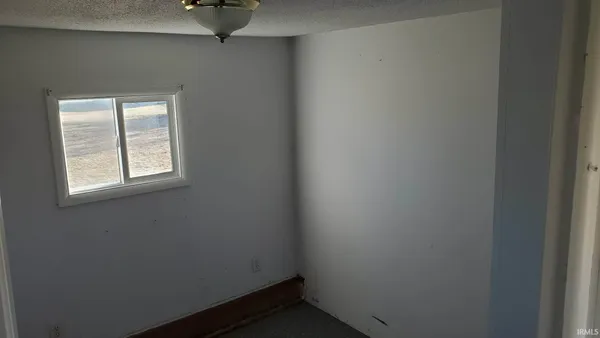 $29,900 | 333 East Ohio Street, Dunkirk, IN 47336