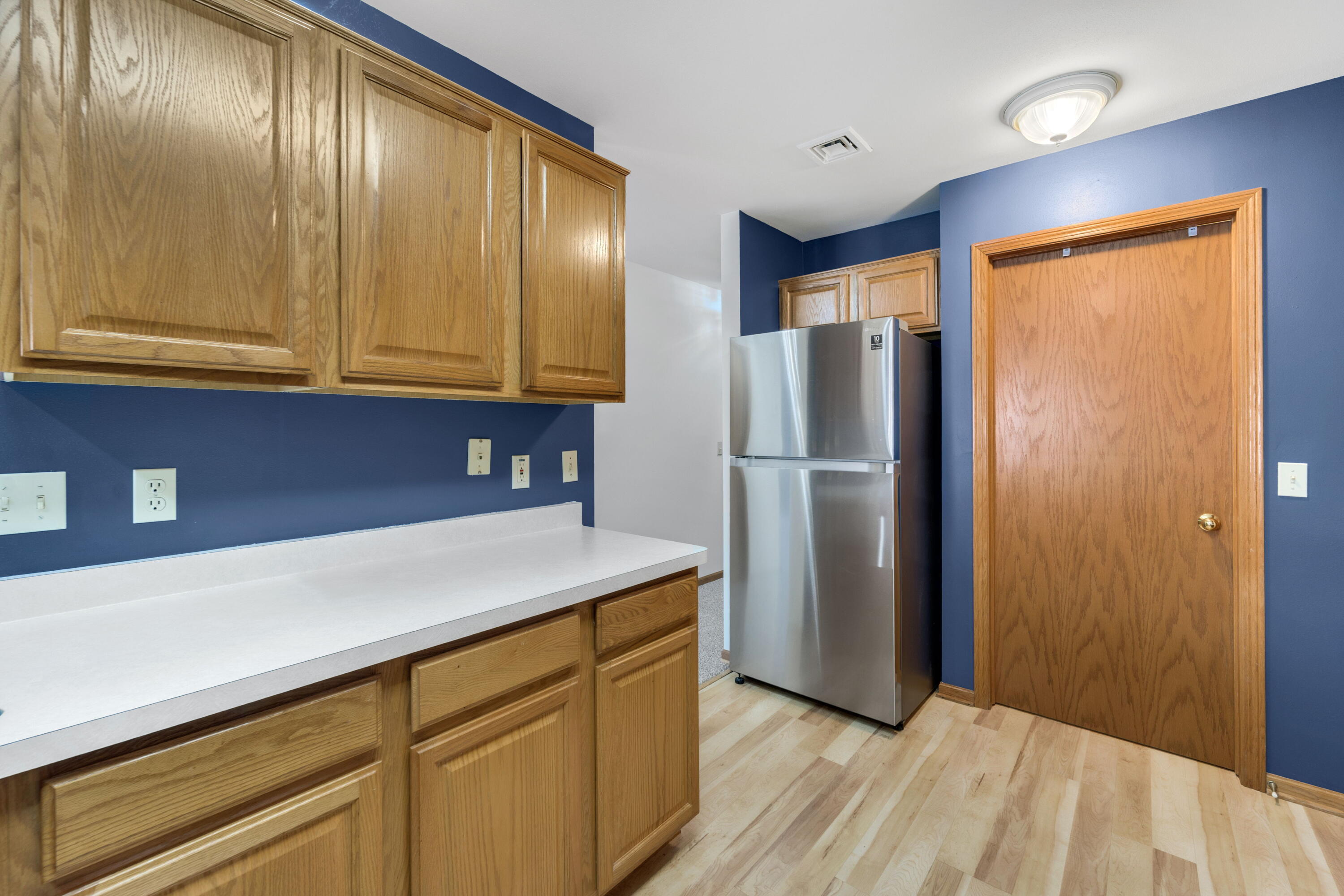 173 Heidel Road Thiensville, WI 53092 - Photo 15 of 34 With Large Walk-In Patry