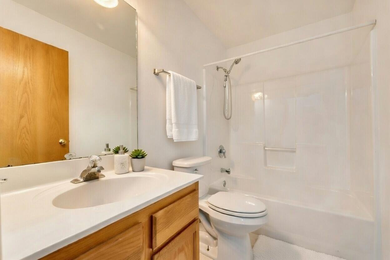 173 Heidel Road Thiensville, WI 53092 - Photo 16 of 34 Full Bath