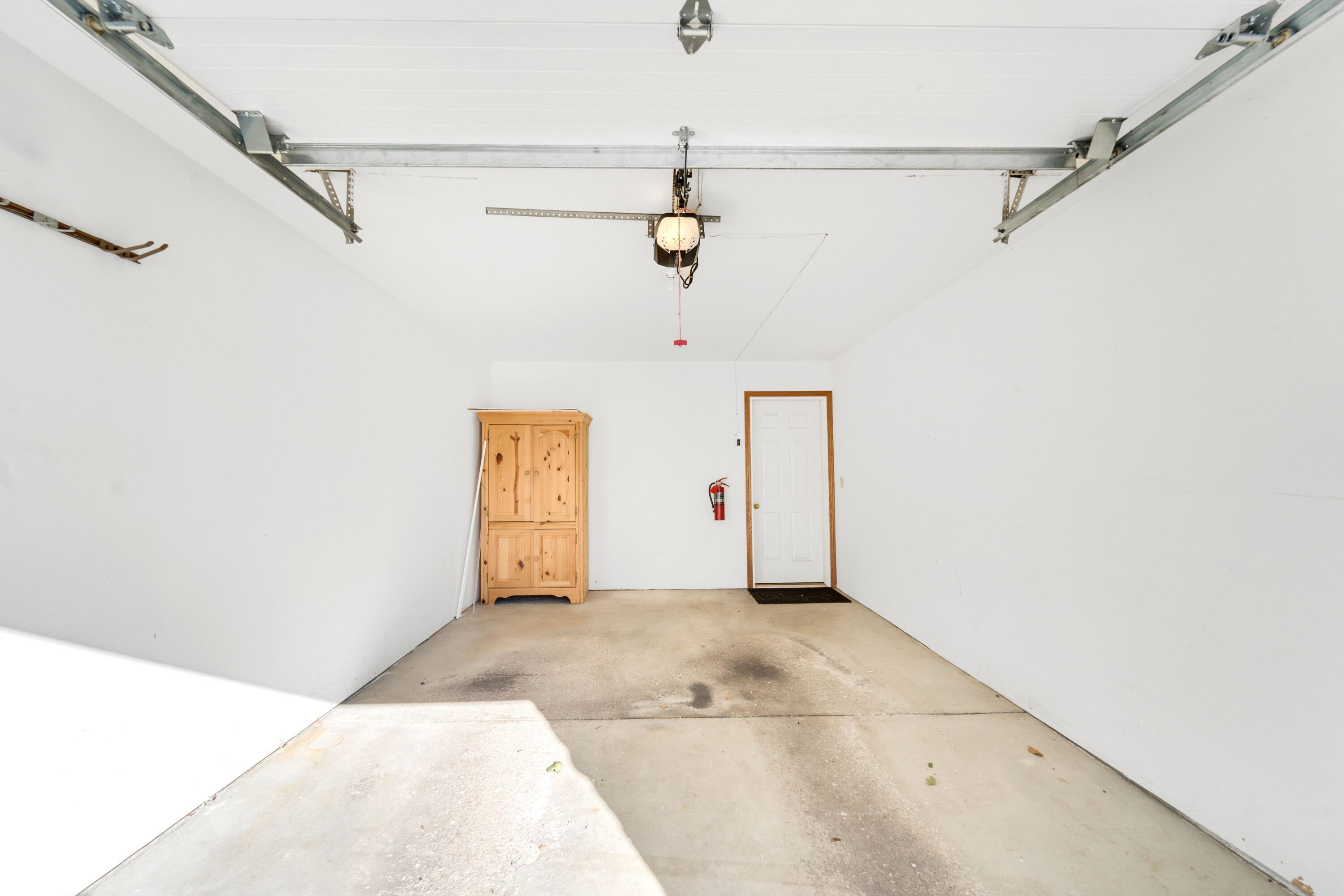 173 Heidel Road Thiensville, WI 53092 - Photo 25 of 34 Attached 1.5 Car Garage